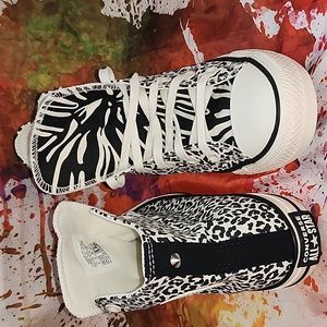 Converse High Top women's size 8 animal print